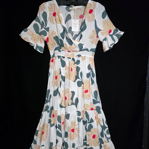 NWT Yvonne & Love Floral Midi Dress M - Picture 1 of 15